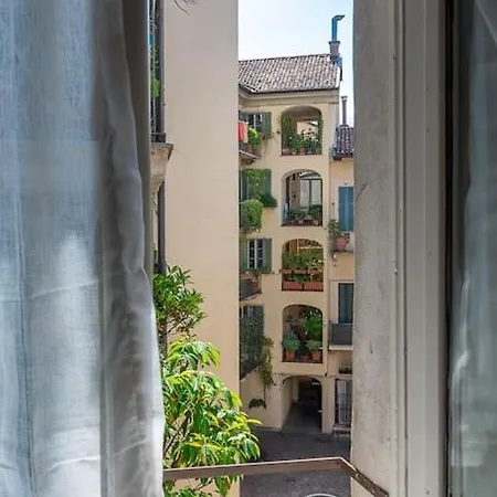 La Tana Di Lisa Apartment *